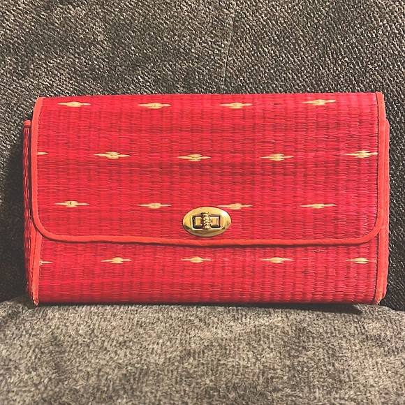 Free People Handbags - Vintage Woven Clutch